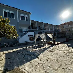 Ξενοδοχείο με διαμερίσματα Rodi, Πολύχρονο